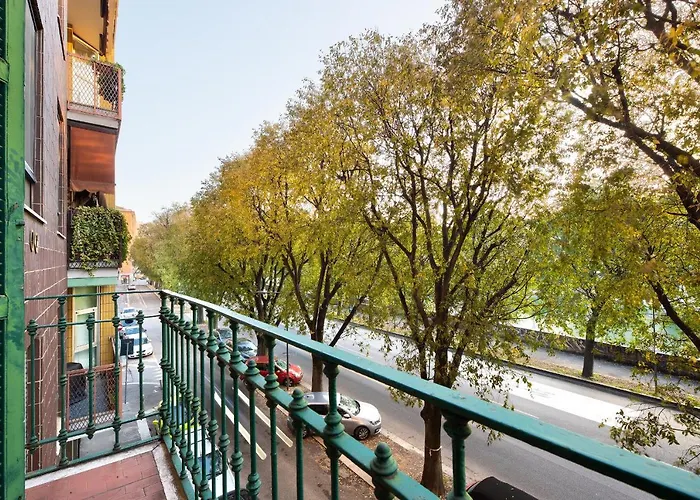 Hl - Darsena, Navigli Milano, Via Torino