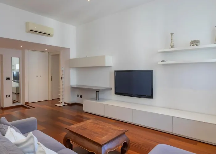 Elegante Trilocale Vicino A Piazzale Loreto Apartmán Milán