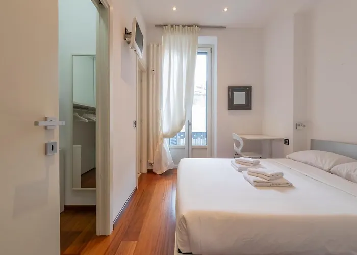 Elegante Trilocale Vicino A Piazzale Loreto * Milán