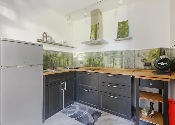 Guesthost - Vigentino Loft With Terrace * Милан