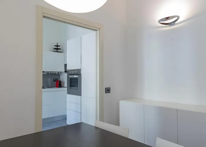 Elegante Trilocale Vicino A Piazzale Loreto Milán