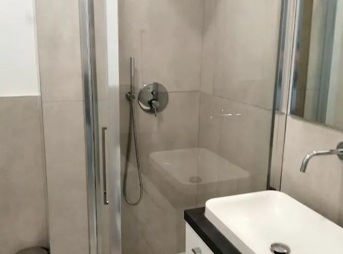 Comodo Per E Rho Fiera