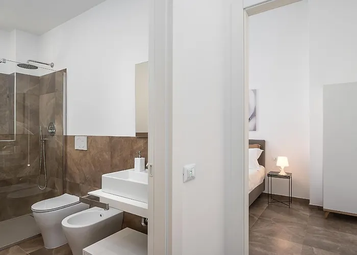 公寓 Modern In Navigli-near Darsena & Bocconi 米兰
