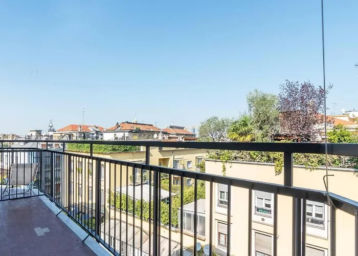 Elegante Bilocale San Calocero Milan