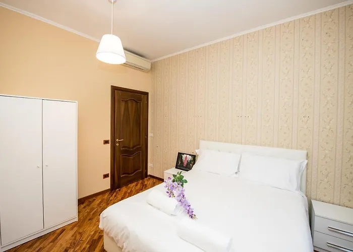 Daire Shortmi Montello Milano