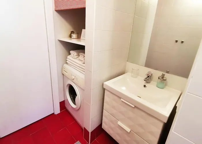 Stazione - Deposito Bagagli Gratuito Apartament