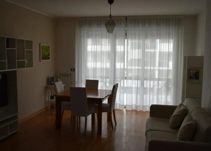 House Promenade Santa Giulia شقة