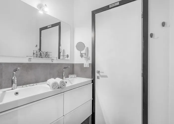 Pom10 -loreto - Duomo- 5 Minutes From The Duomo