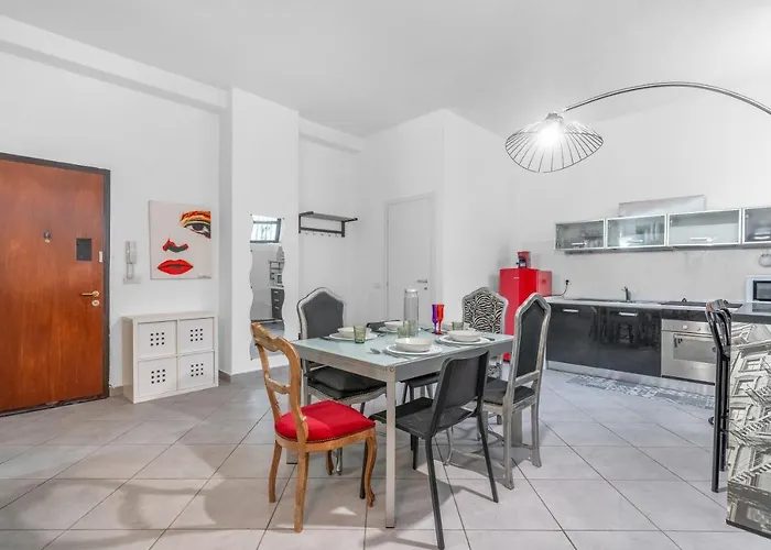 Pom10 -loreto - Duomo- 5 Minutes From The Duomo * Milano