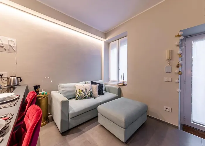 Апартаменты Duomo A 2 Fermate - Tiny In Pta Venezia Милан