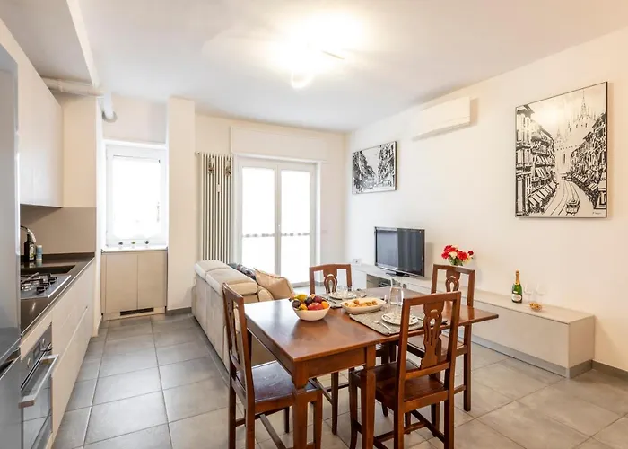 Washington, 83 - Luminoso E * Milan