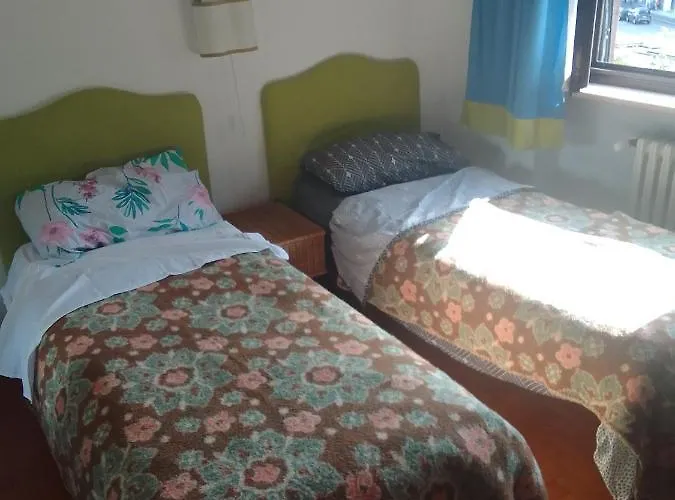 Gasthof Double 700 Meter From The Stadium Uguale Inserzione Like The Brochures Mailand