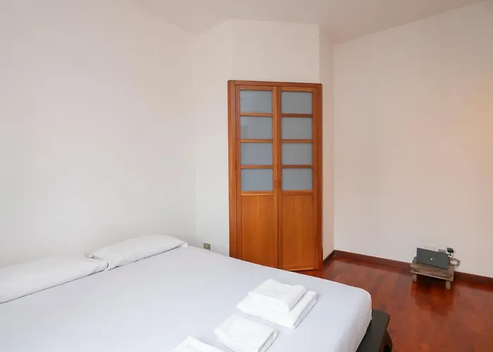 Ihost Flat - Sestini 11 * Milano