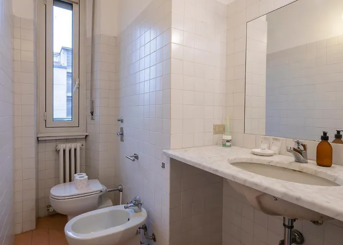 Ihost Flat - Sestini 11 アパート ミラノ