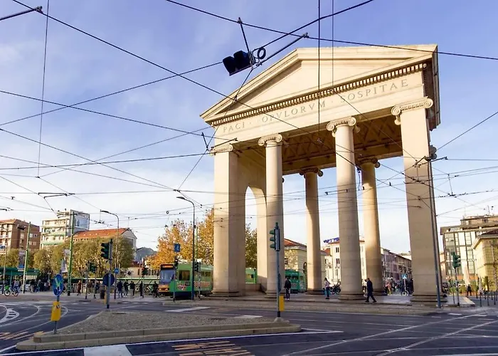 Naviglio Grande - Duomo In 15 Minuti * Milan