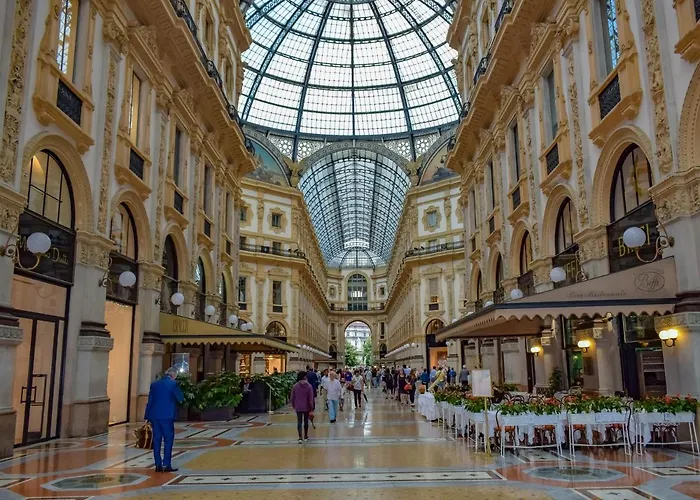 Charme Milan-300m Dal Duomo * Milán