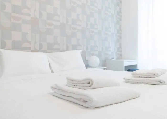 Italianway Easy - Cesare Da Sesto 20 B * Mediolan