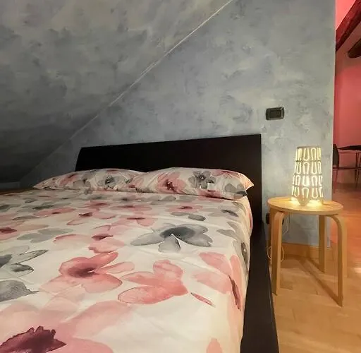 Attic Lägenhet *