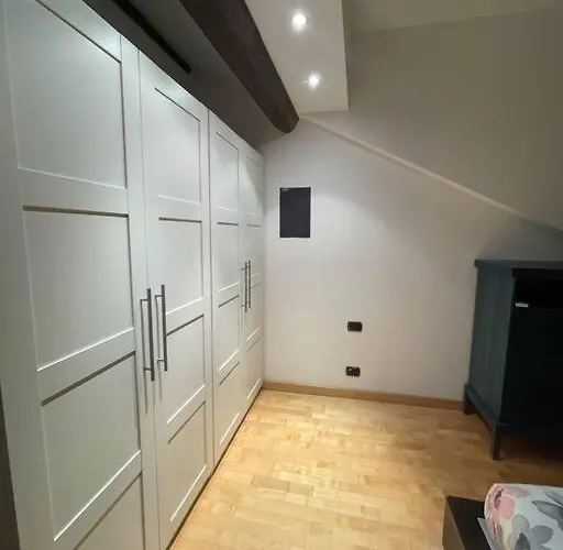 Attic Lägenhet Milano