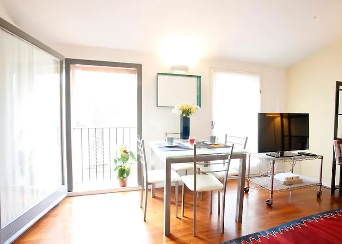 Appartement Charming In Brera/centre