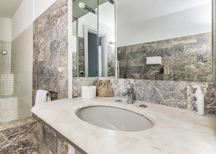 Appartement Nuovo Elegante Trilocale Tra Duomo E Darsena