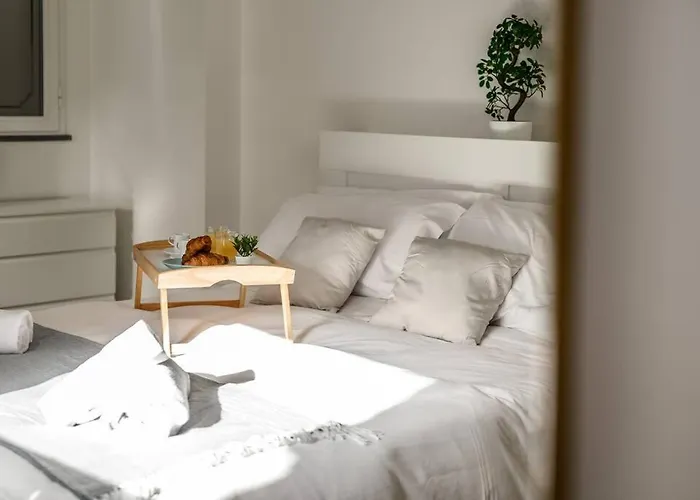 Buenos Aires' Nest - 10 Minutes From Duomo With Terrace ミラノ
