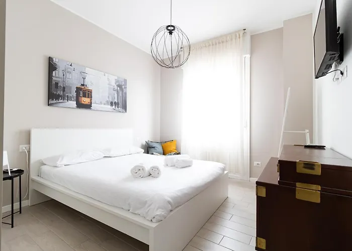 Centro - Calvi - Moderno Con 2 Milan