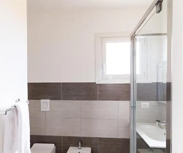 Centro - Calvi - Moderno Con 2 Milan