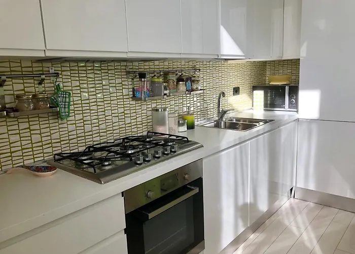 Intero Lgbtq+ Zona Loreto