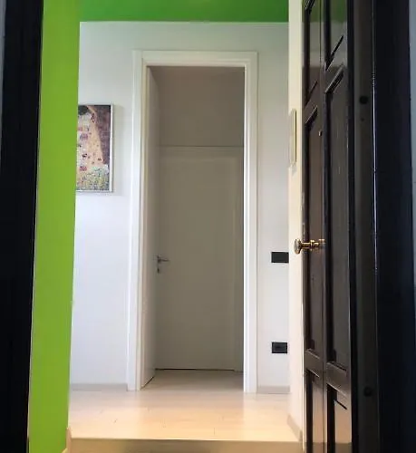 Intero Lgbtq+ Zona Loreto Апартаменты *