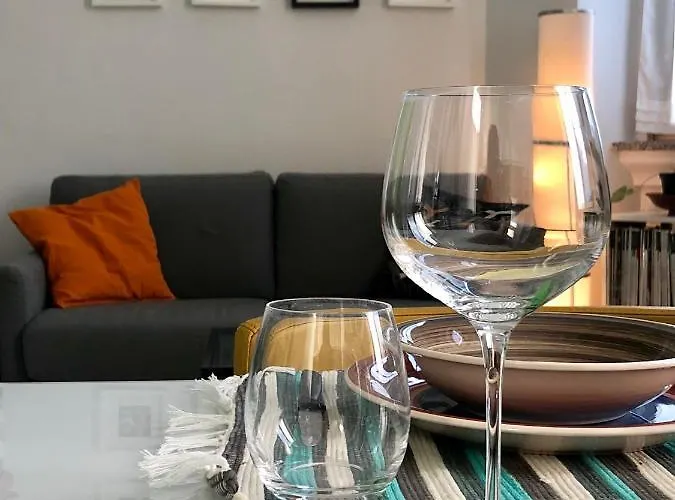 Intero Lgbtq+ Zona Loreto Милан