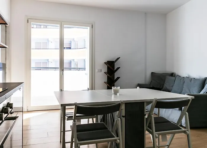 Dehomes - Bicocca Village 28 Apartmán *