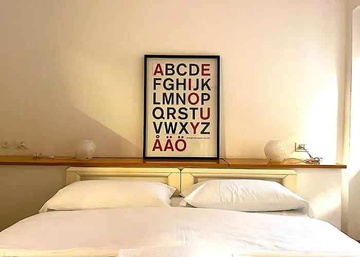 Navigli Darsena Style Apartment Milan