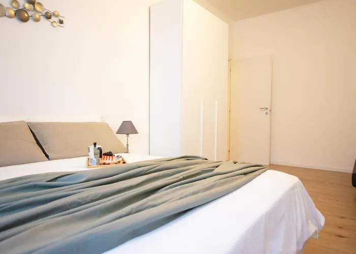 Ihost - Mancini 14 Milano