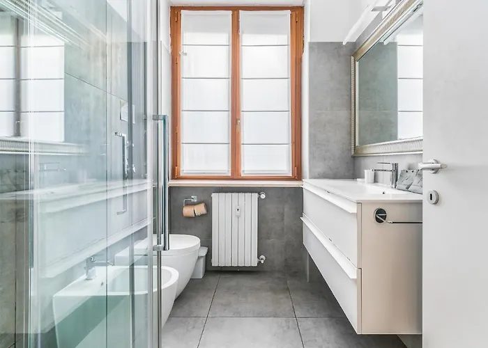 شقة Ampio Zona Moscova Con Due Terrazzi *