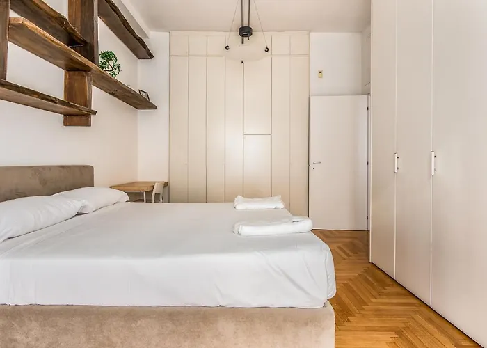 Ampio Zona Moscova Con Due Terrazzi شقة ميلان