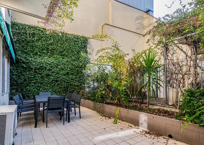 شقة Ampio Zona Moscova Con Due Terrazzi ميلان