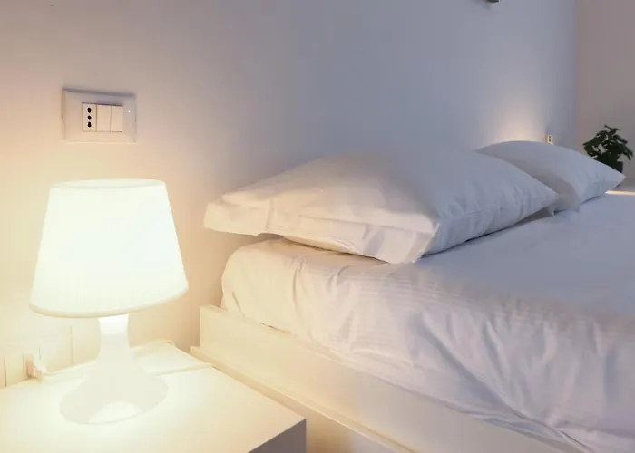 Primopiano - Novara * ميلان