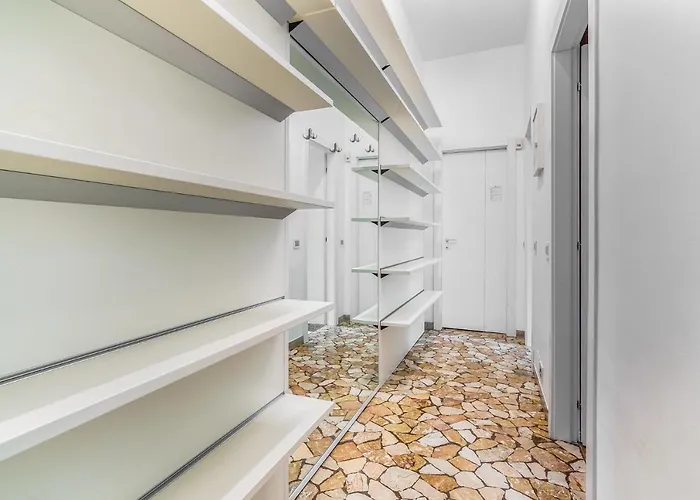 شقة Ampio Zona Moscova Con Due Terrazzi *