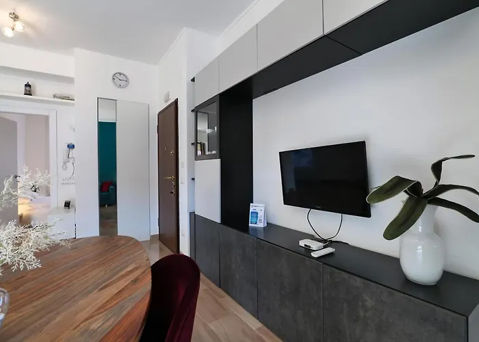 Primopiano - Novara * ميلان