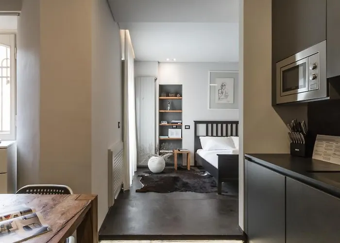 Maggi Design Studio: 6a Apartment *