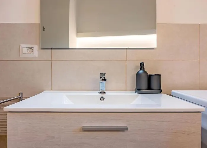 Guest Planet - Cozy Housing Porta Romana M3