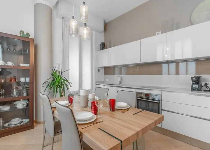 Tag11 -luxury 15 Minutes From The Duomo - דירה *