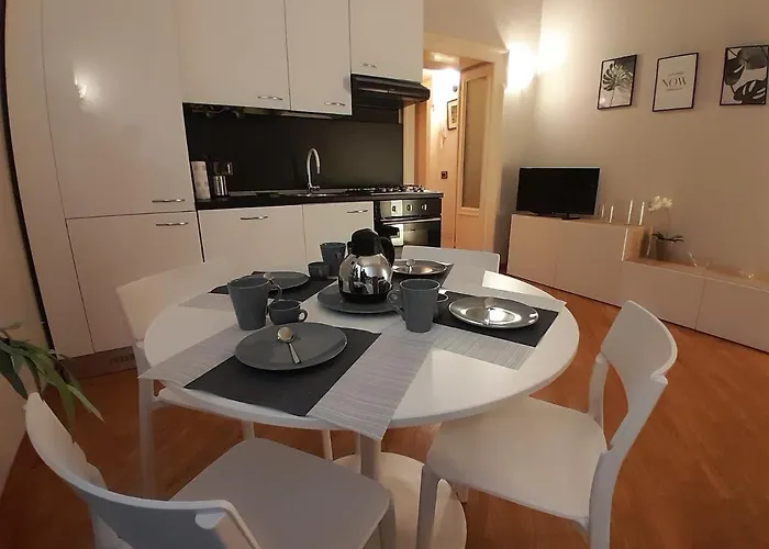 Martina, Silenzioso A 100 Metri Dalla Metropolitana Mailand