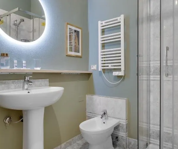 아파트 Bamboo House - Floor Just 15 Minutes From Duomo *