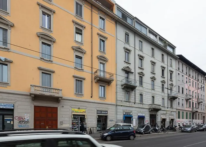 Famagosta M2 Subway Mailand