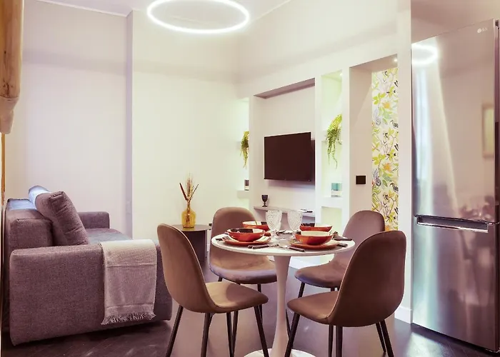 Hl Collection - Galleria Unione 5