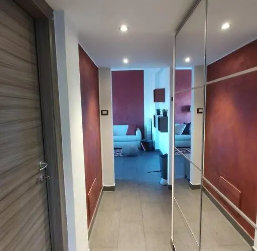 Bilocale Luminoso E Accogliente Zona Marche Apartmán