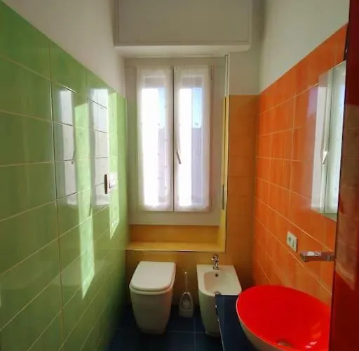 Bilocale Luminoso E Accogliente Zona Marche Apartmán