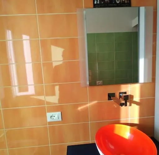 Bilocale Luminoso E Accogliente Zona Marche Apartment Mailand